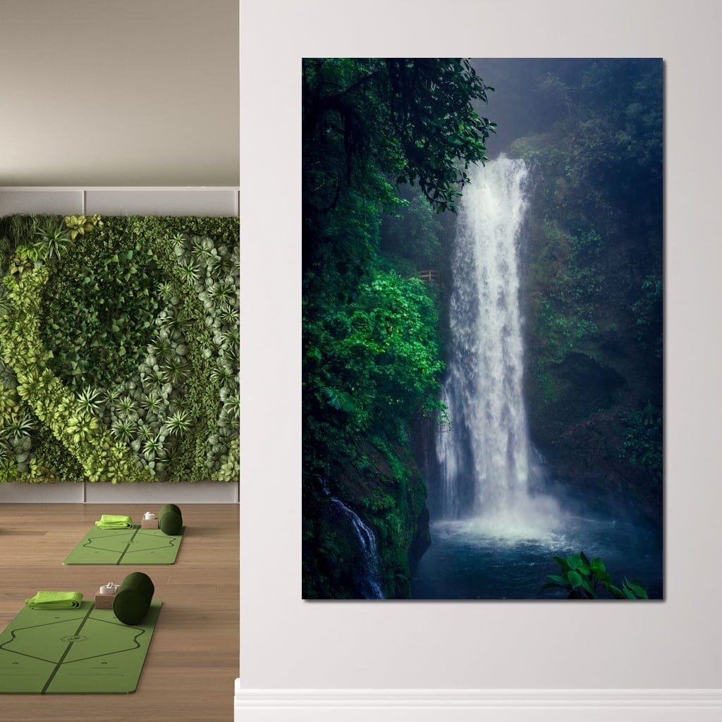 Waterfall in Costa Rica - Image 6
